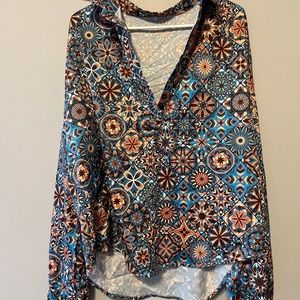 Size 2x Multi-Colored Blouse